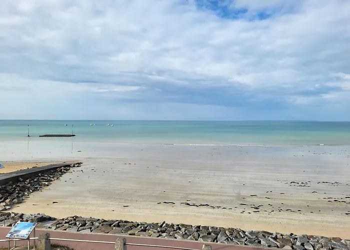 Les Antilles, Maison De Bord De *