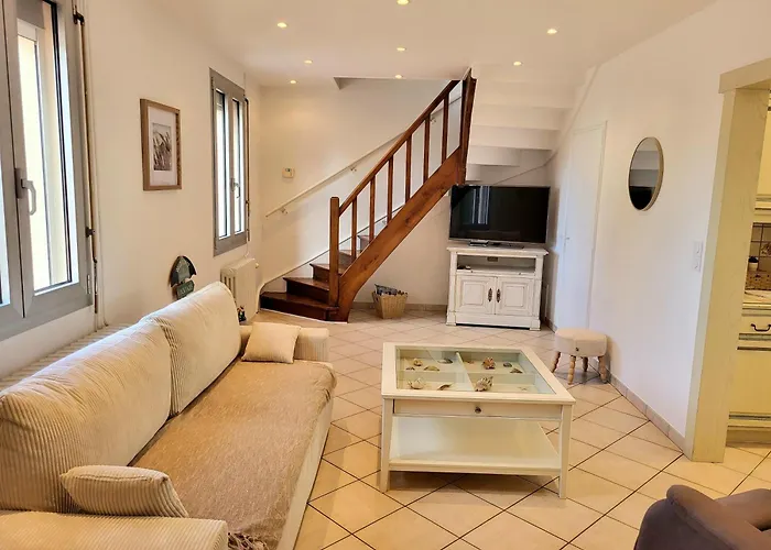 Les Antilles, Maison De Bord De Pirou